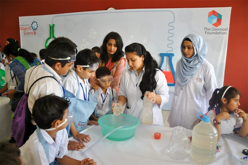 TDF hosted two MagnifiScience Exhibitions, bringing science to the public through interactive experiences